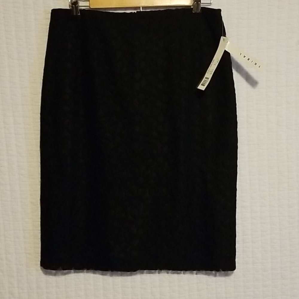 Lacey skirt